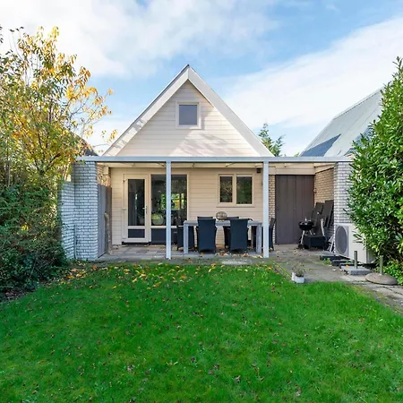 Family Sint Maartenszee Near Sint Maartensvlotbrug